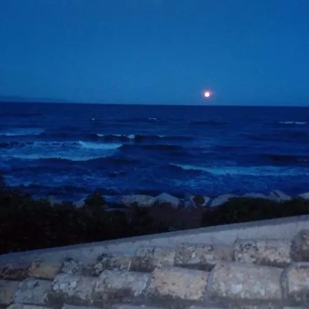 Casa Bon' Aria Fronte Mare Sud Sardegna La Maddalena (Cagliari)
