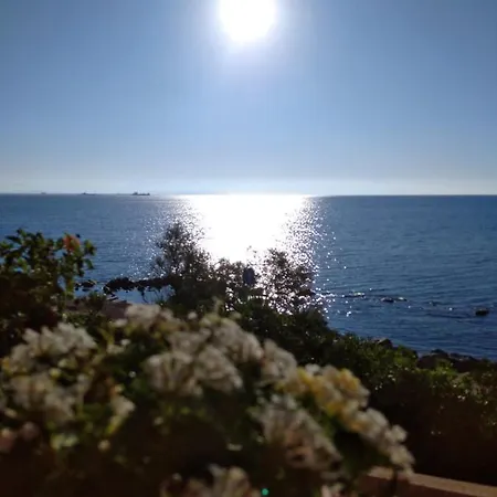 Holiday home Casa Bon' Aria Fronte Mare Sud Sardegna La Maddalena (Cagliari)