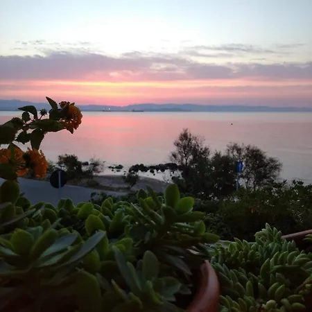 Casa Bon' Aria Fronte Mare Sud Sardegna La Maddalena (Cagliari)